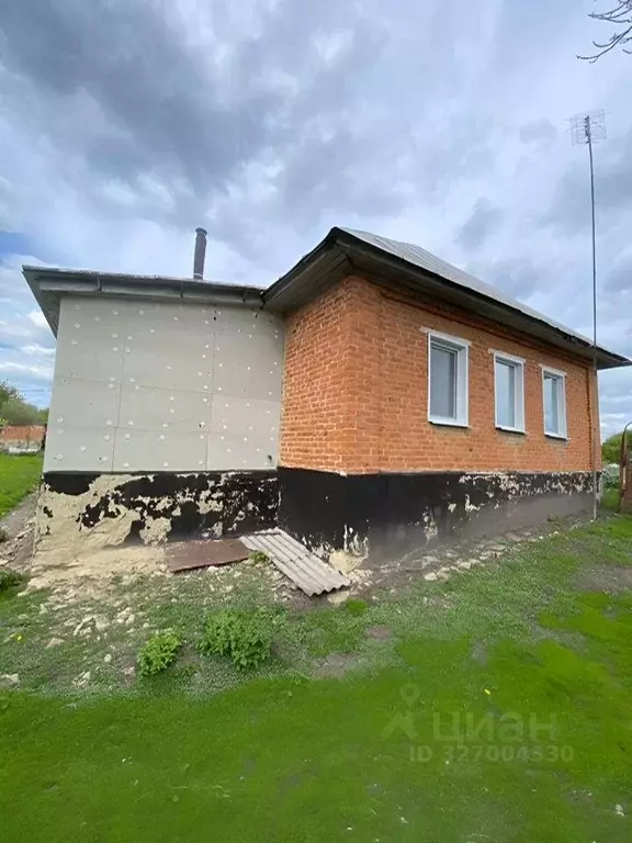 Дом в Тульская область, Ефремовский муниципальный округ, с. Пожилино  ... - Фото 1