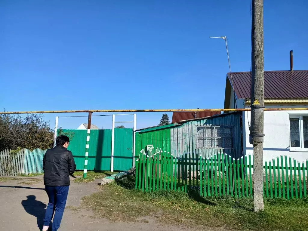 Дом в Омская область, Тюкалинский район, с. Атрачи  (39 м) - Фото 2