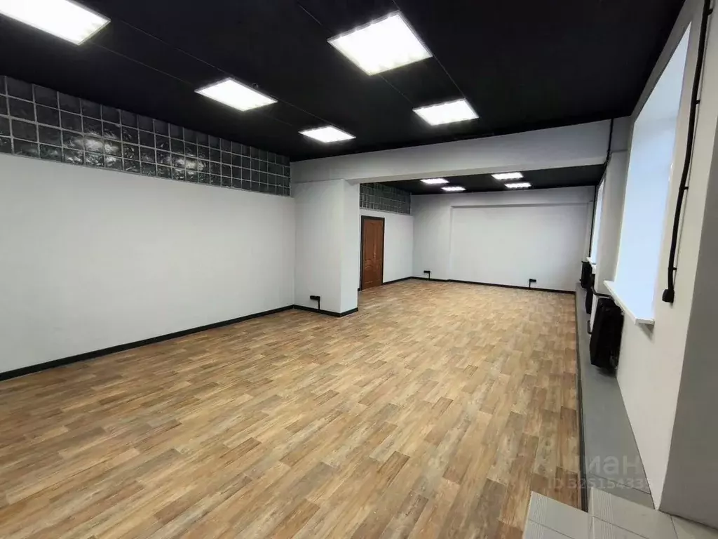 Помещение свободного назначения в Свердловская область, Екатеринбург ... - Фото 2