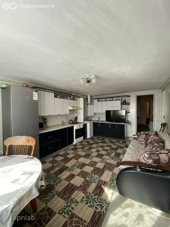 Дом в село Работки, улица Ленина, 64 (196.3 м) - Фото 1