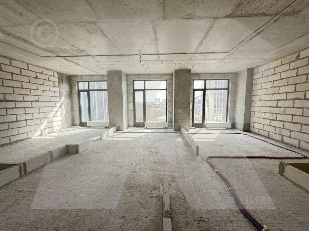 3-к кв. Москва ул. Василия Ланового, 6к3 (70.0 м) - Фото 1