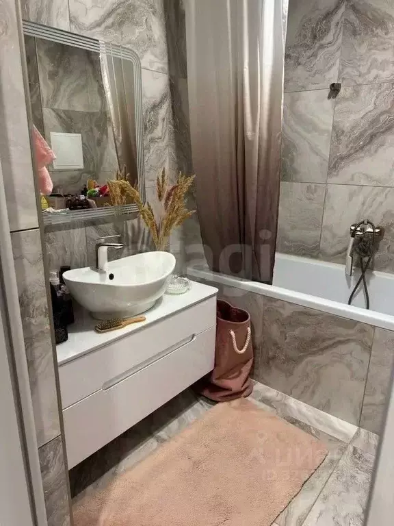 3-к кв. Самарская область, Самара ул. Петра Алабина, 6 (106.0 м) - Фото 1