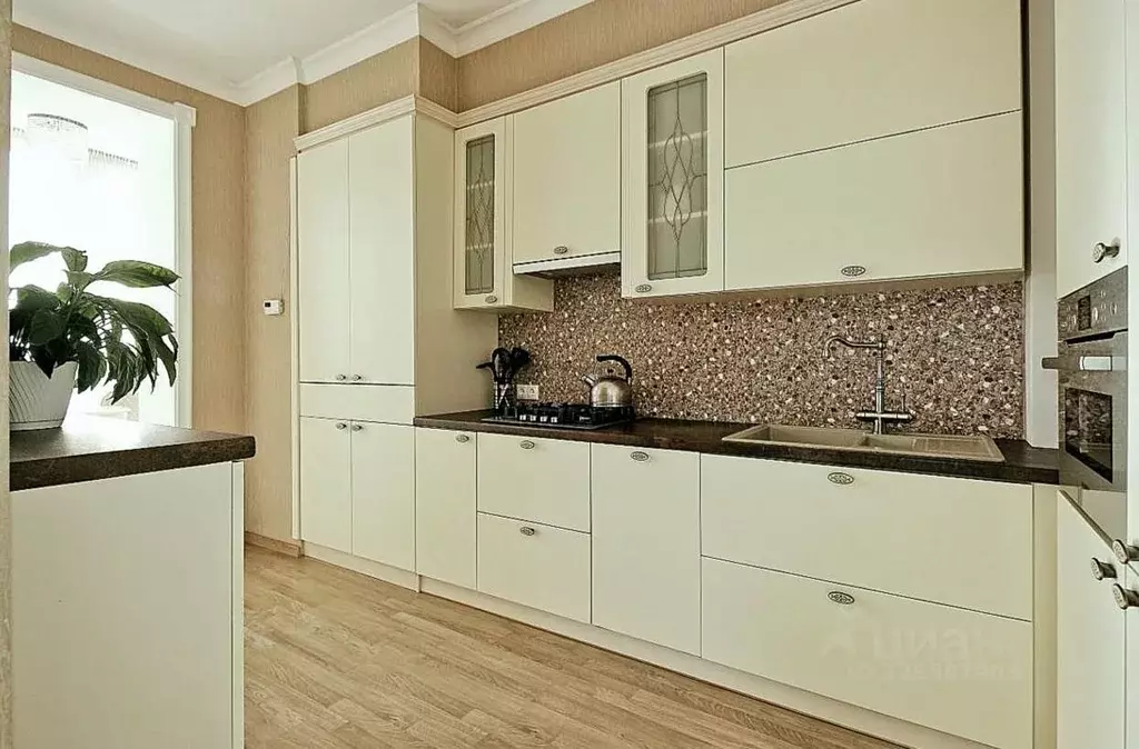 3-к кв. Калининградская область, Калининград ул. Юрия Гагарина, 1 ... - Фото 2