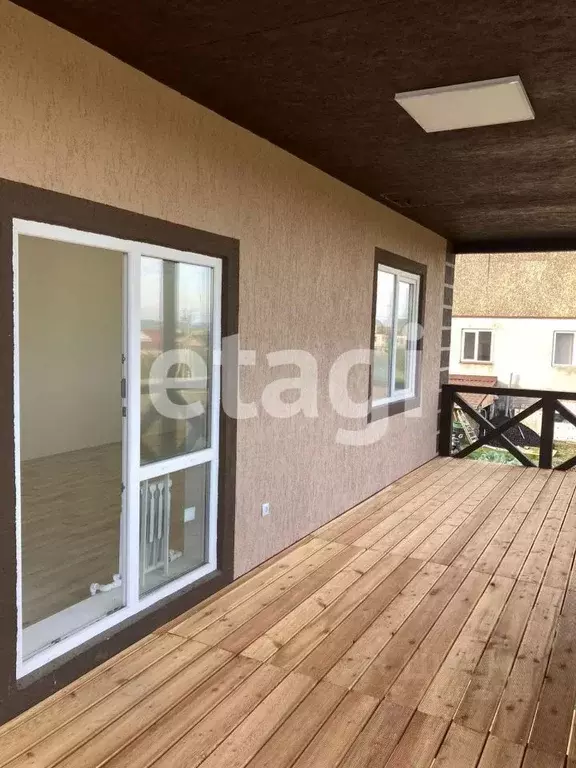 Дом в Красноярский край, Емельяново пгт пер. Яхонтовый, 1 (100 м) - Фото 1