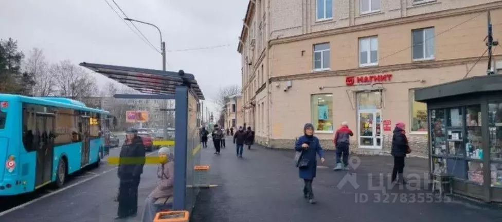 Торговая площадь в Санкт-Петербург ул. Коммуны, 58 (401 м) - Фото 2