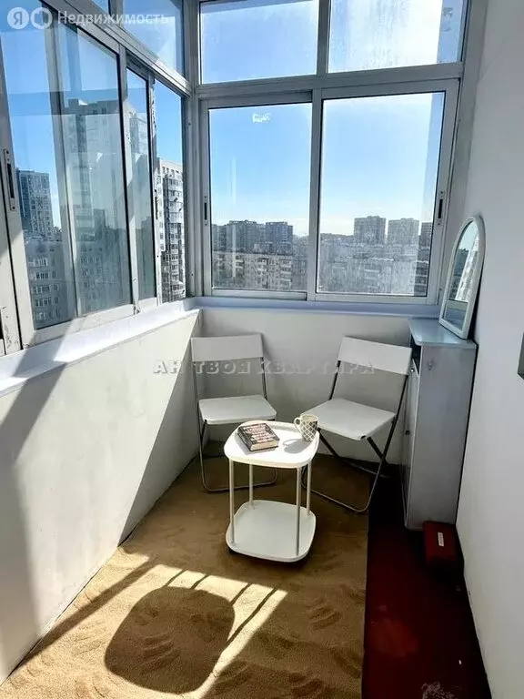 2-комнатная квартира: Москва, Наримановская улица, 8 (64 м) - Фото 1
