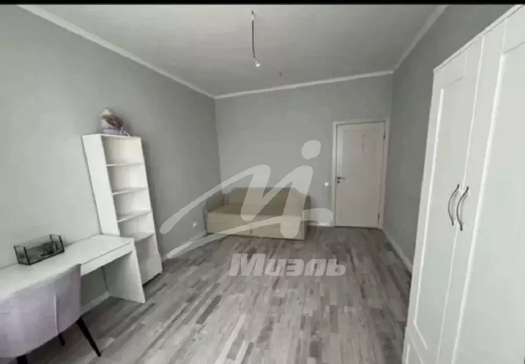 Продается 3-комнатная квартира - Фото 1