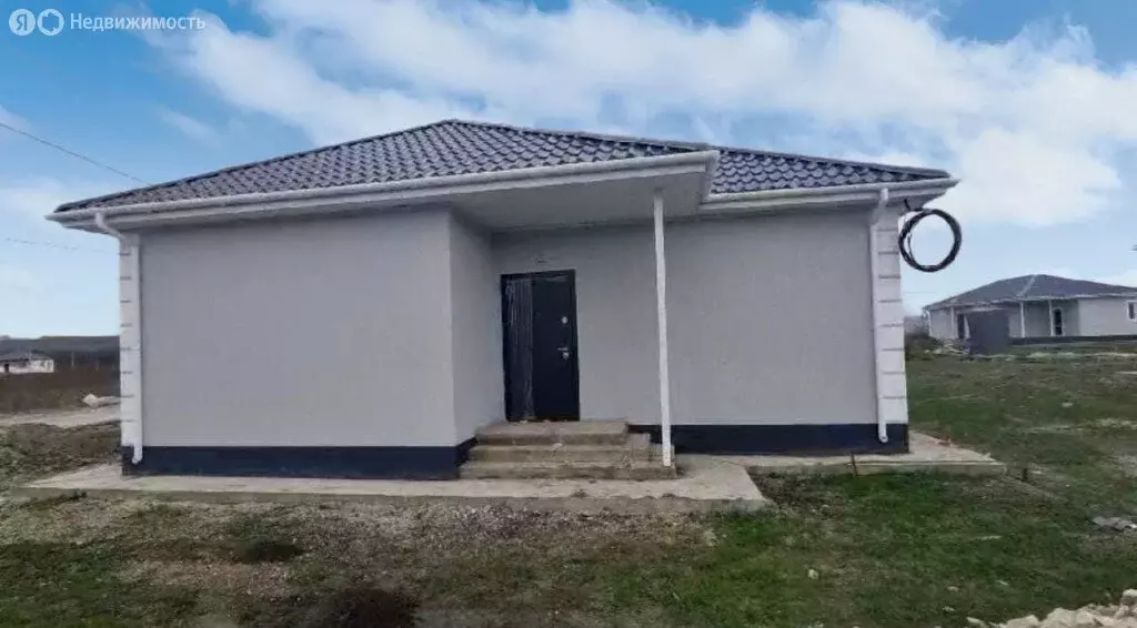 Дом в Семигорский, Центральная улица (65 м) - Фото 2