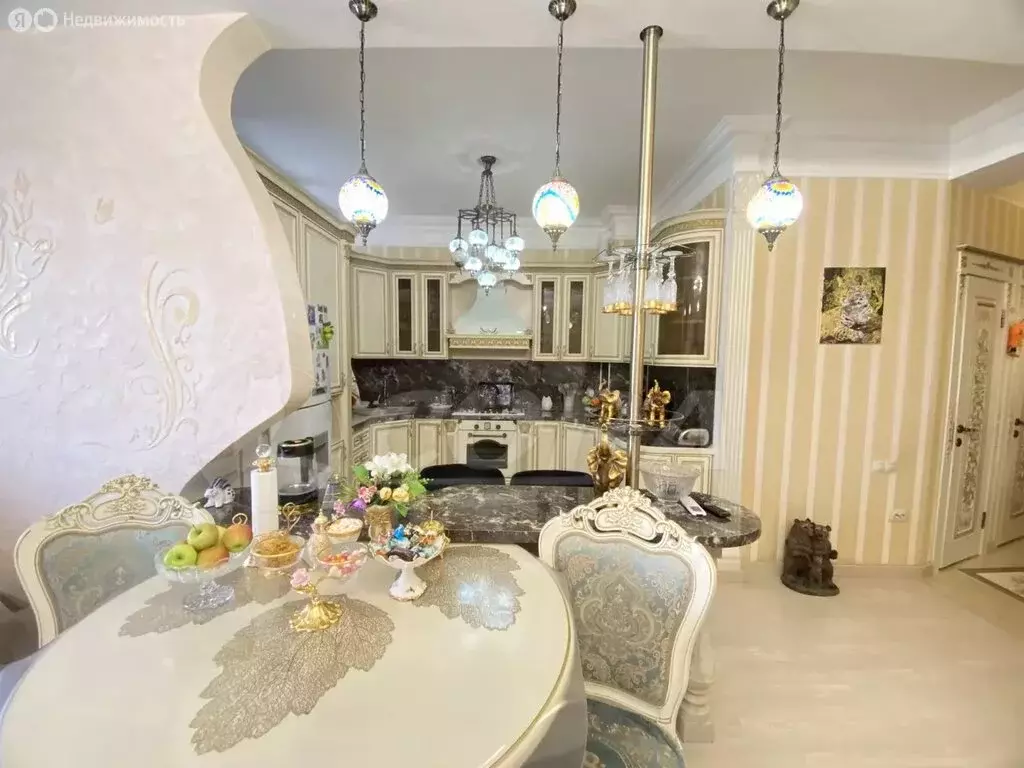 3-комнатная квартира: Махачкала, проспект Али-Гаджи Акушинского, 393 ... - Фото 2