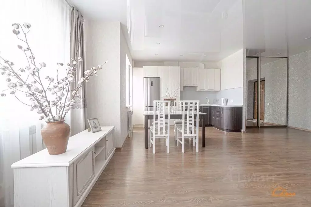 3-к кв. Волгоградская область, Волжский ул. Мира, 142А (72.0 м) - Фото 1