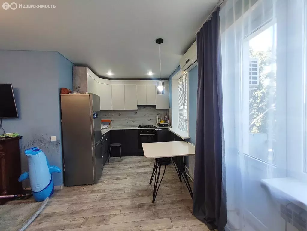 3-комнатная квартира: Бузулук, 4-й микрорайон, 11 (63 м) - Фото 1