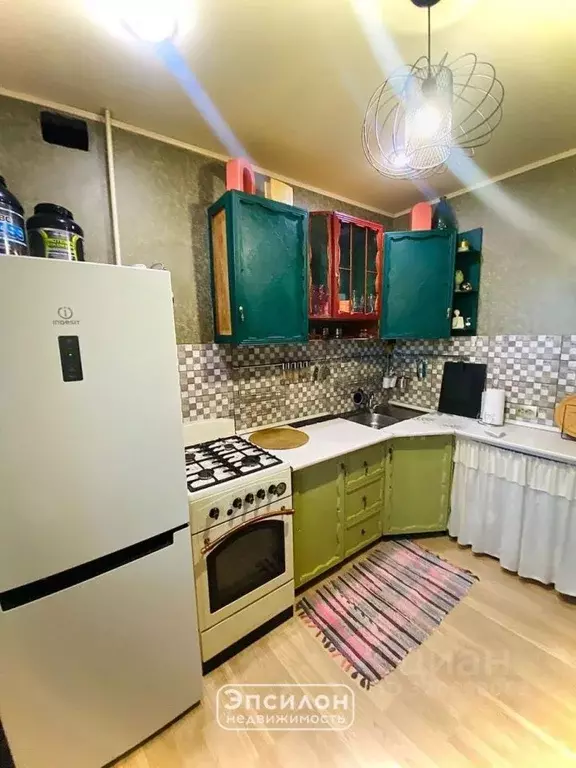 2-к кв. Курская область, Курск ул. Парижской Коммуны, 28/5 (48.7 м) - Фото 1