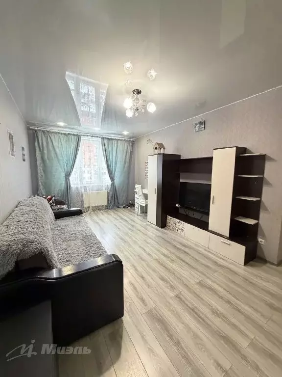 Продается 1-комнатная квартира - Фото 1