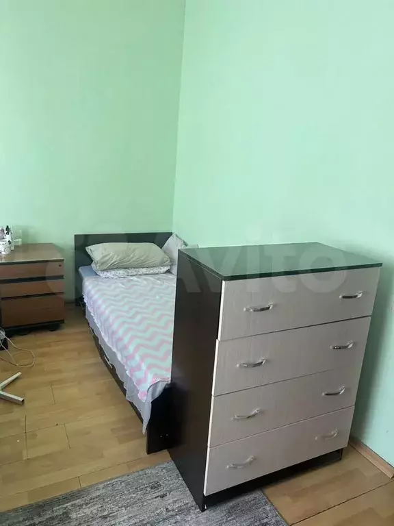 Койко-место 18 м в 3-к., 5/5 эт. - Фото 1