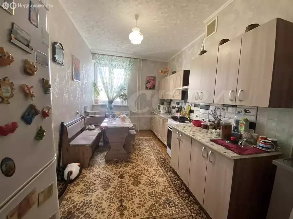 2-комнатная квартира: Тюмень, улица Станислава Карнацевича, 5 (53.9 м) - Фото 1