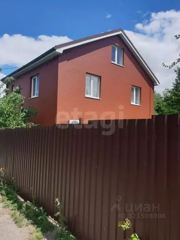 Дом в Ростовская область, Ростов-на-Дону 7-й Раскатный пер. (145 м) - Фото 1