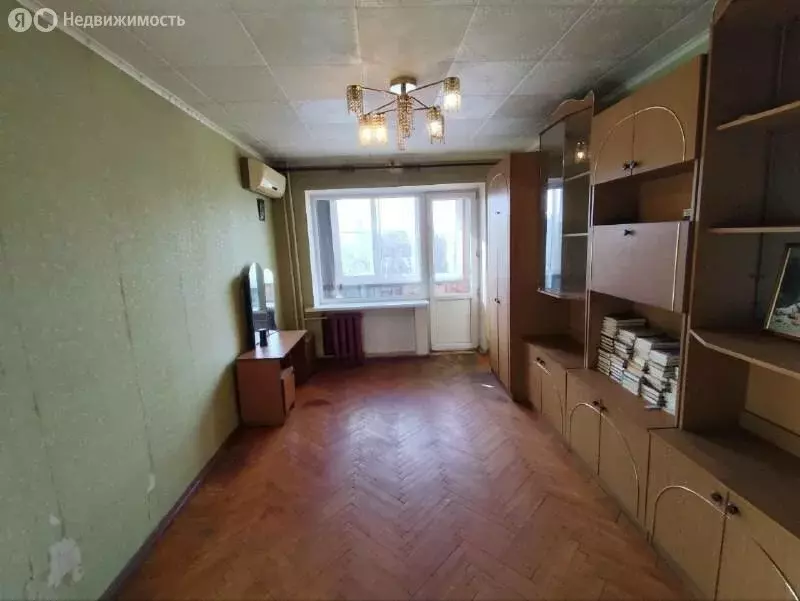 3-комнатная квартира: Тихорецк, улица Калинина, 107 (49.6 м) - Фото 1