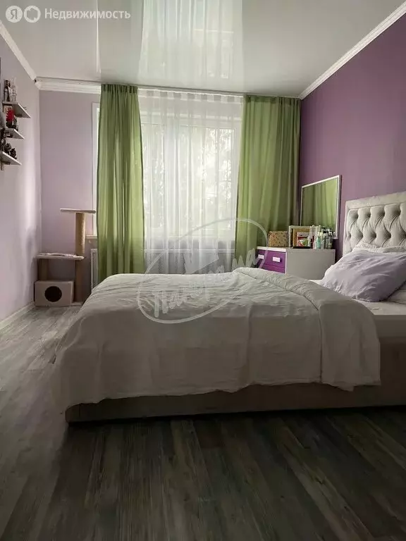 3-комнатная квартира: Калуга, улица Никитина, 100 (65.2 м) - Фото 0