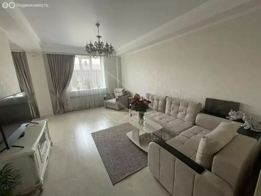 3-комнатная квартира: Ессентуки, Октябрьская улица, 337 (117 м) - Фото 1