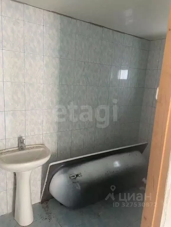 Дом в Крым, Сакский район, с. Уютное ул. Вольная, 23 (65 м) - Фото 1