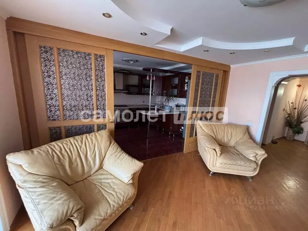 3-к кв. Белгородская область, Белгород ул. Губкина, 17б (78.4 м) - Фото 2