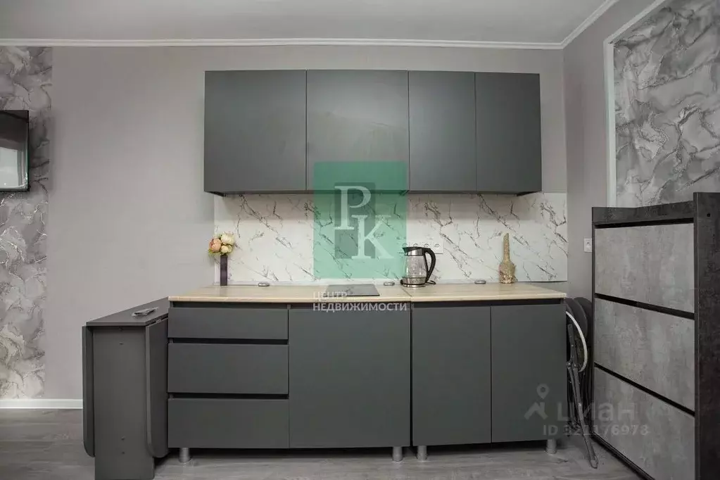 Комната Севастополь ул. Маршала Блюхера, 9 (15.0 м) - Фото 2