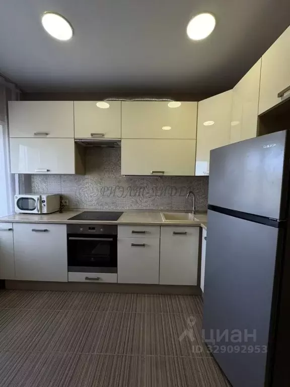 1-к кв. Алтай, Майминский район, с. Майма ул. В. Шукшина, 32 (33.7 м) - Фото 2