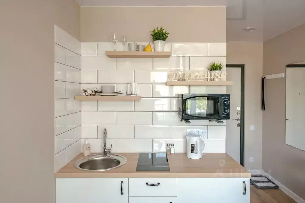 Студия Приморский край, Владивосток ул. Калинина, 105А (17.0 м) - Фото 1