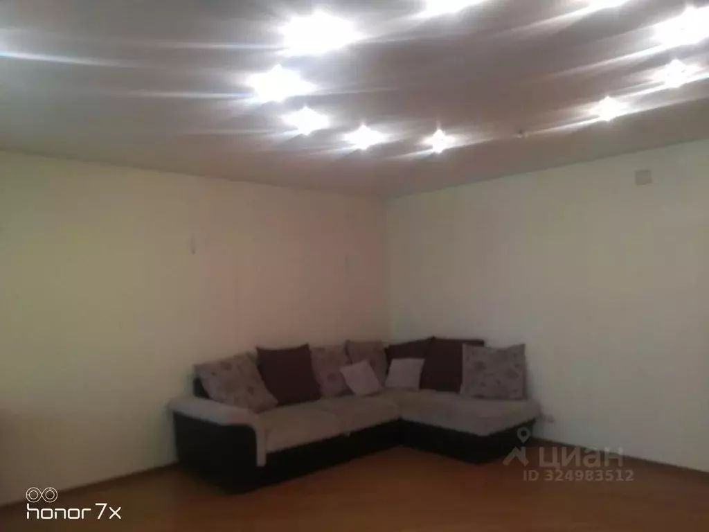 3-к кв. Белгородская область, Старый Оскол Степной мкр, 15 (100.0 м) - Фото 1