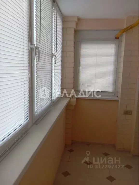 1-к кв. Владимирская область, Ковров ул. Строителей, 11 (54.0 м) - Фото 1