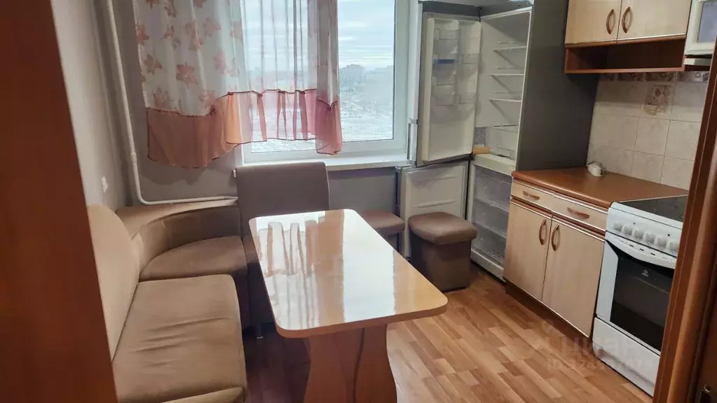 2-к кв. Тюменская область, Тюмень Уральская ул., 53к5 (60.0 м) - Фото 1