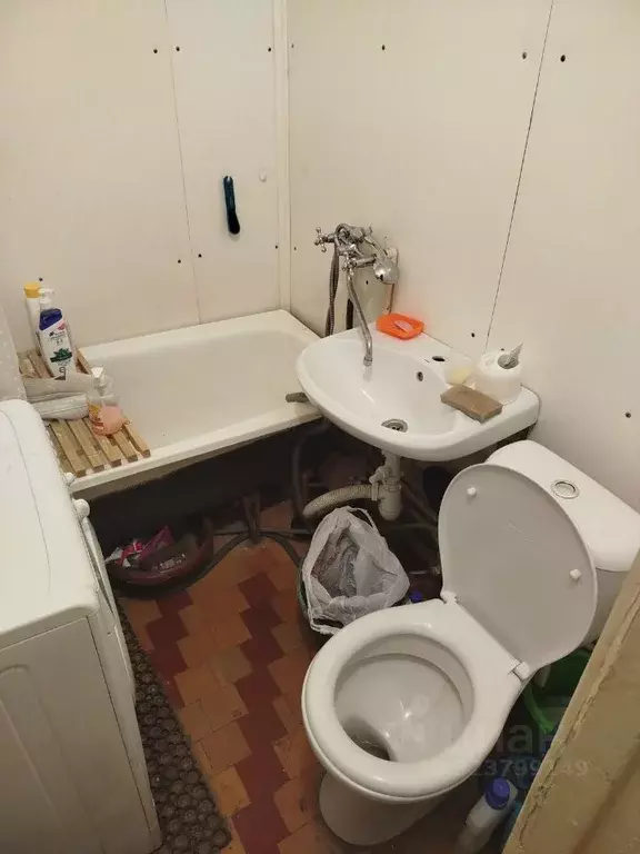 2-к кв. Свердловская область, Екатеринбург ул. Академическая, 23 (44.0 ... - Фото 2