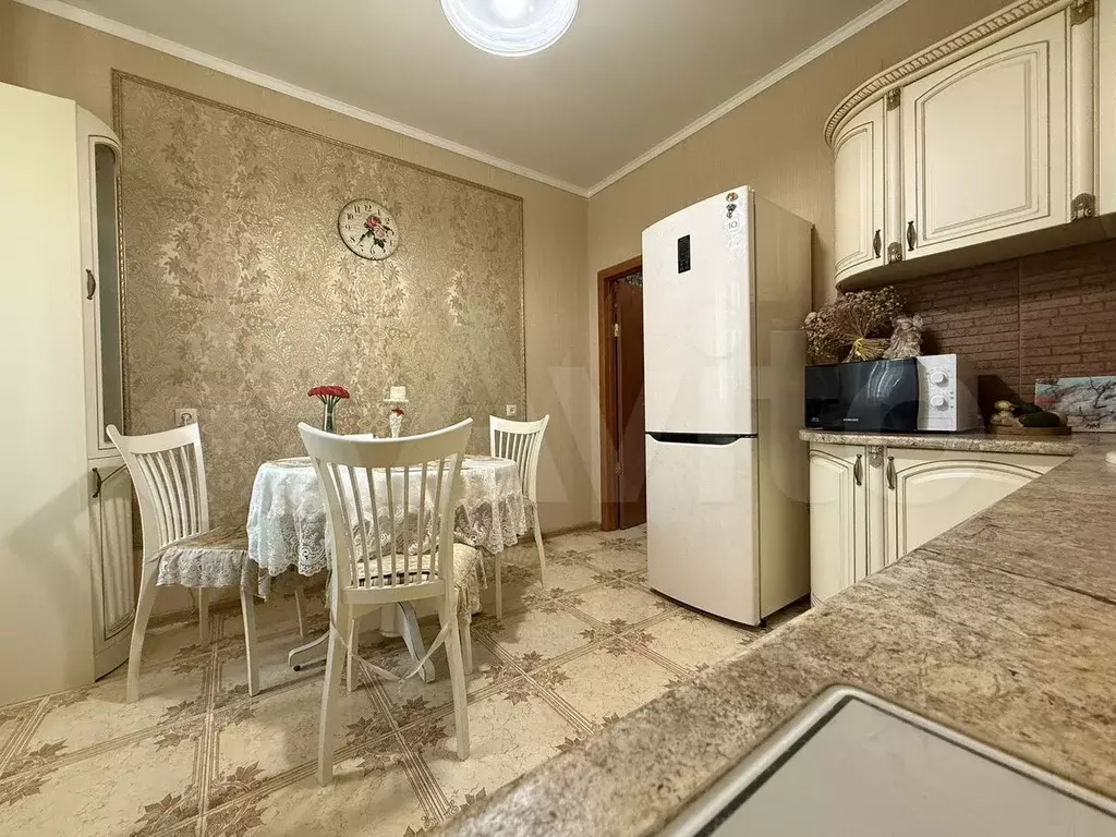 1-к. квартира, 41,3 м, 1/10 эт. - Фото 1