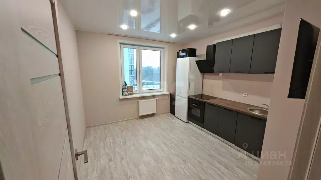 1-к кв. Тюменская область, Тюмень Интернациональная ул., 197В (34.7 м) - Фото 1