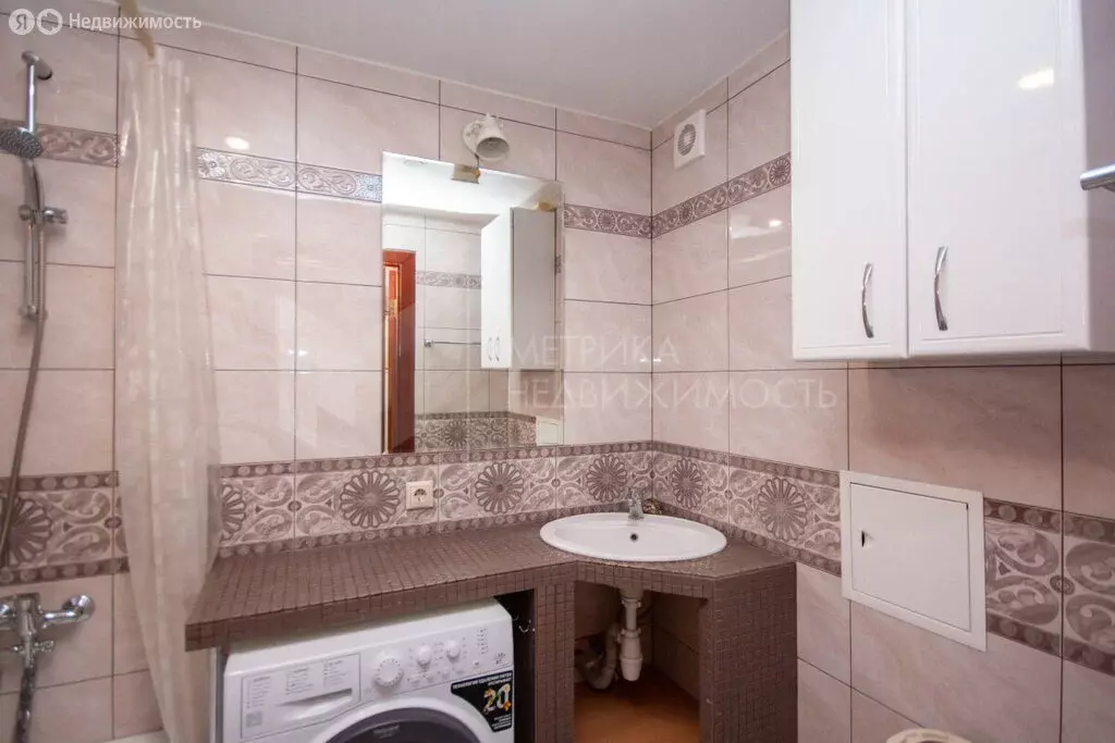 3-комнатная квартира: Тюмень, Профсоюзная улица, 5 (58 м) - Фото 1