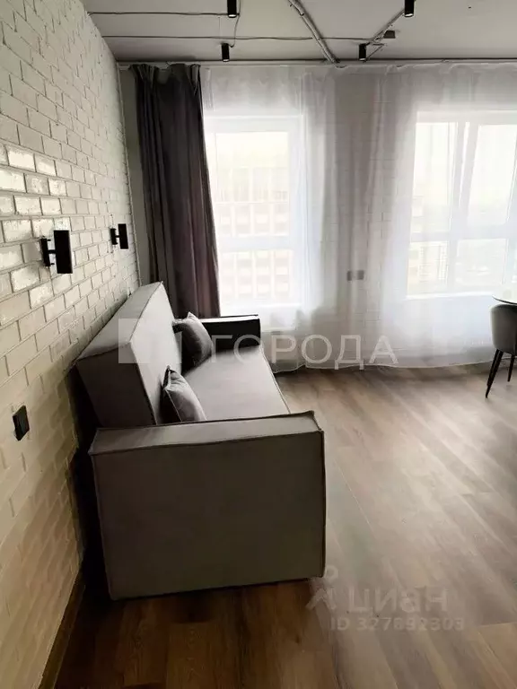 Студия Новосибирская область, Новосибирск ул. Ясный Берег, 27 (31.0 м) - Фото 1