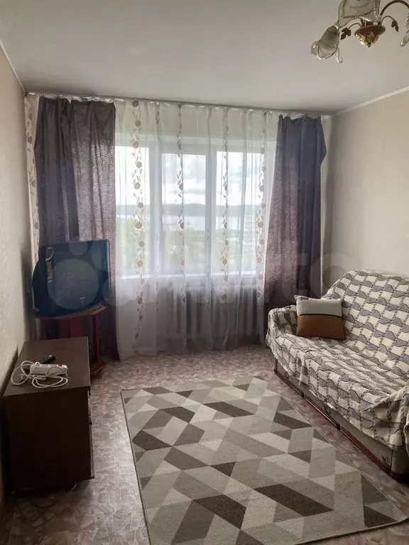 1-к. квартира, 31 м, 1/9 эт. - Фото 0