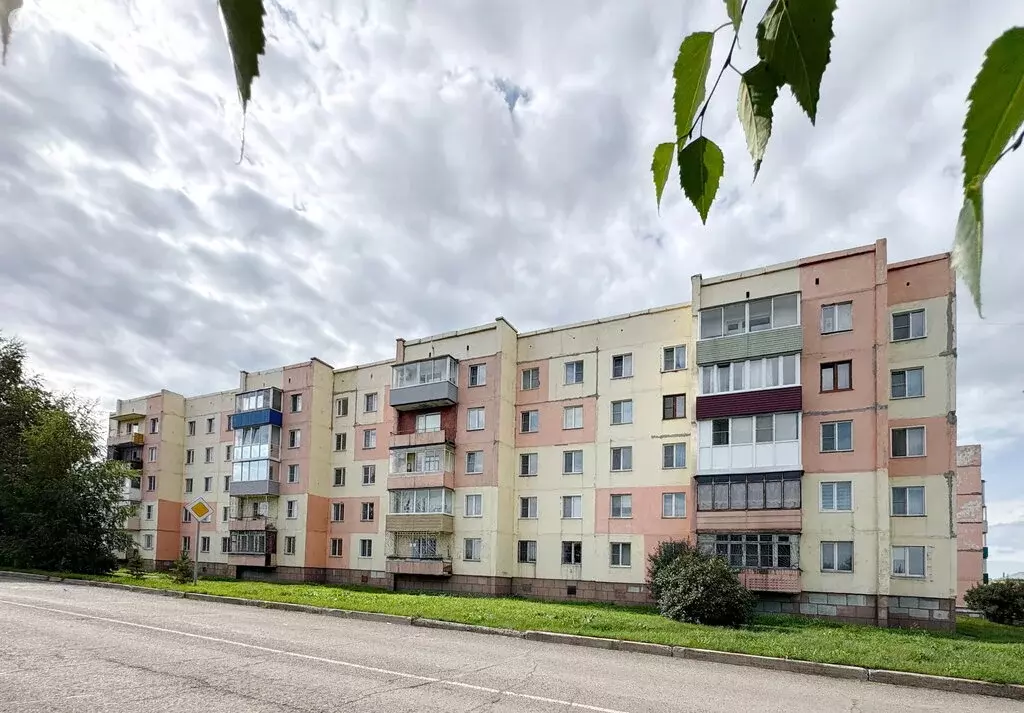2-комнатная квартира: Полысаево, улица Шукшина, 27 (53.4 м) - Фото 0