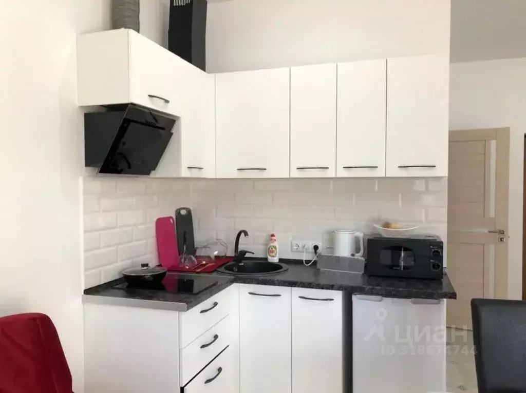 Студия Крым, Черноморское пгт ул. Сигнальная, 2В (35.0 м) - Фото 1