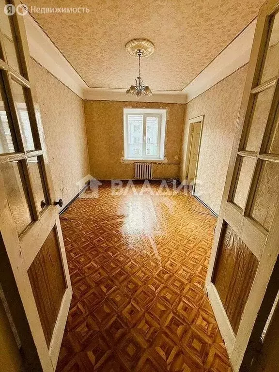 3-комнатная квартира: Нижний Новгород, улица Октябрьской Революции, ... - Фото 1