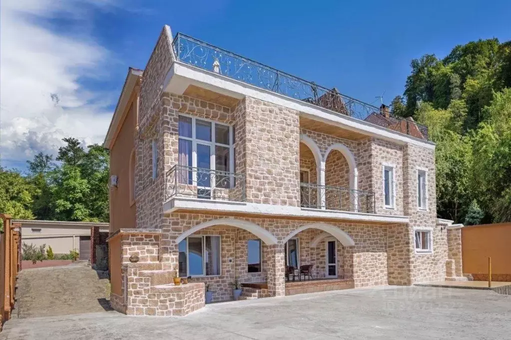 Дом в Краснодарский край, Сочи Курортный просп., 98/123 (570 м) - Фото 1