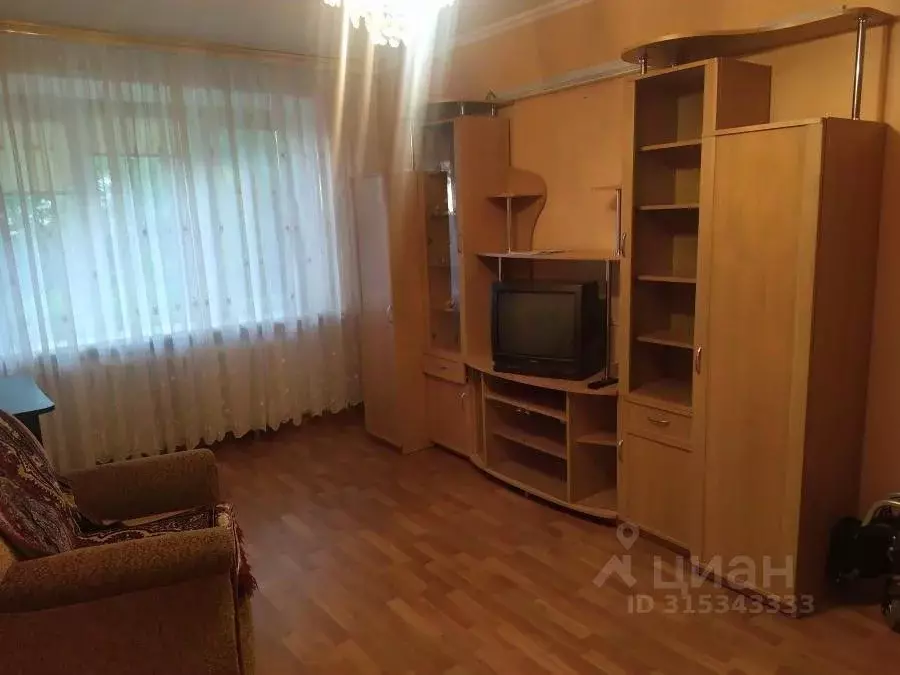 2-к кв. Воронежская область, Воронеж просп. Труда, 17 (44.0 м) - Фото 1