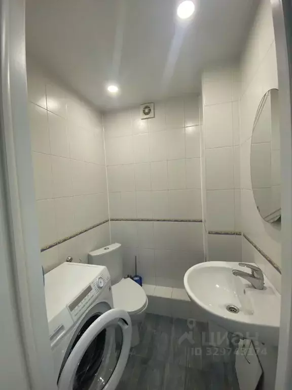 3-к кв. Крым, Симферополь ул. Караимская, 9 (68.0 м) - Фото 1