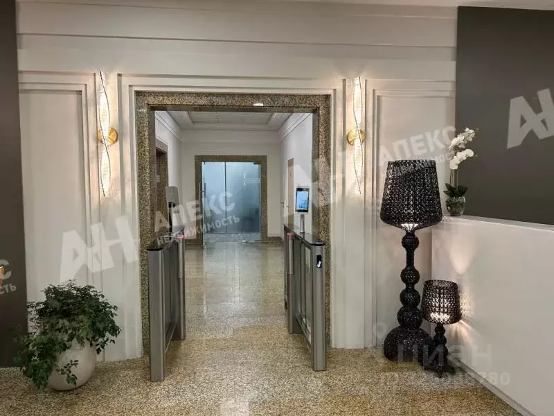 Помещение свободного назначения в Москва Подкопаевский пер., 4 (1596 ... - Фото 2