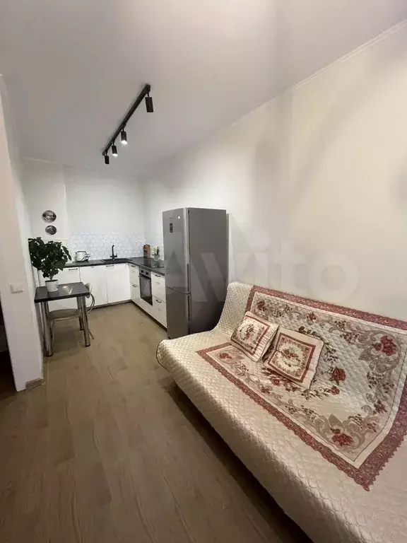 1-к. квартира, 38 м, 1/5 эт. - Фото 1