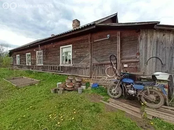 3-комнатная квартира: посёлок Веребье, улица 1 Мая, 12 (63.6 м) - Фото 1