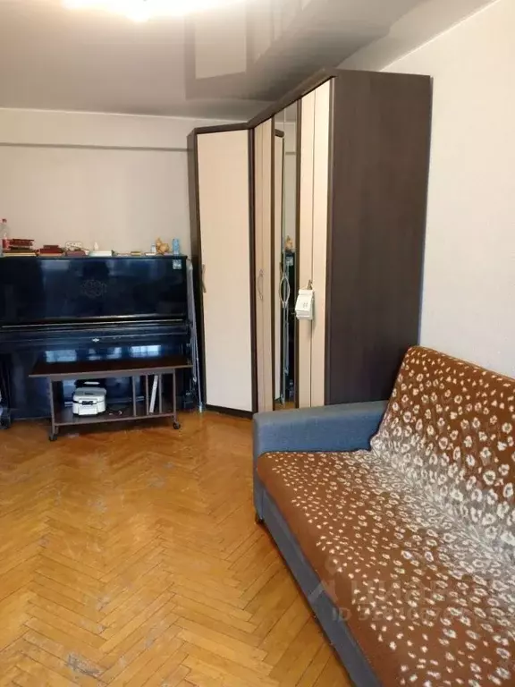 Комната Москва ул. Лизы Чайкиной, 6 (20.0 м) - Фото 1