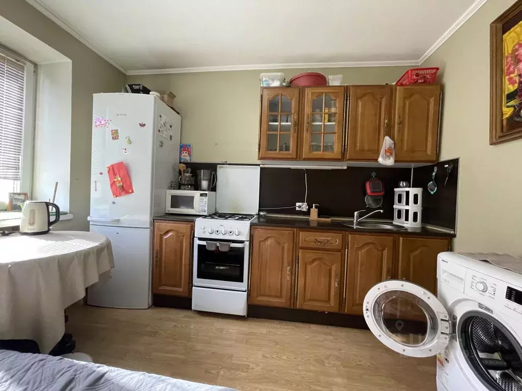 1-к кв. Омская область, Омск ул. Маршала Жукова, 105 (40.0 м) - Фото 1