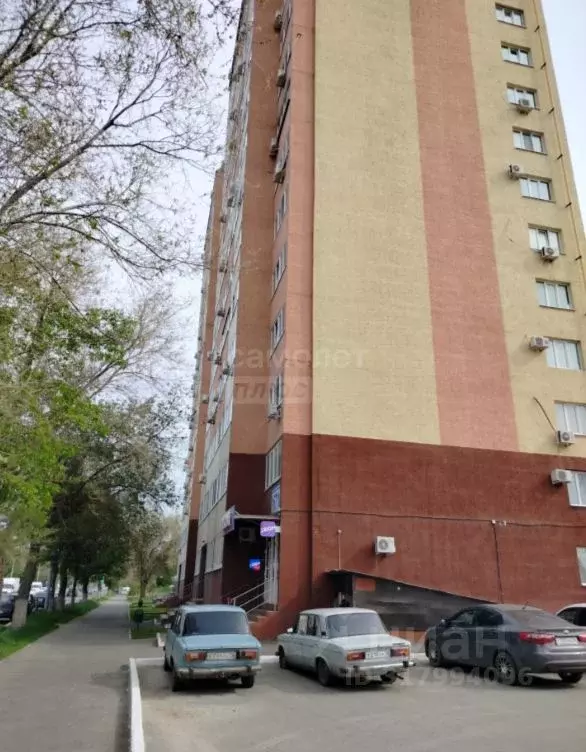 3-к кв. Оренбургская область, Оренбург просп. Братьев Коростелевых, ... - Фото 0