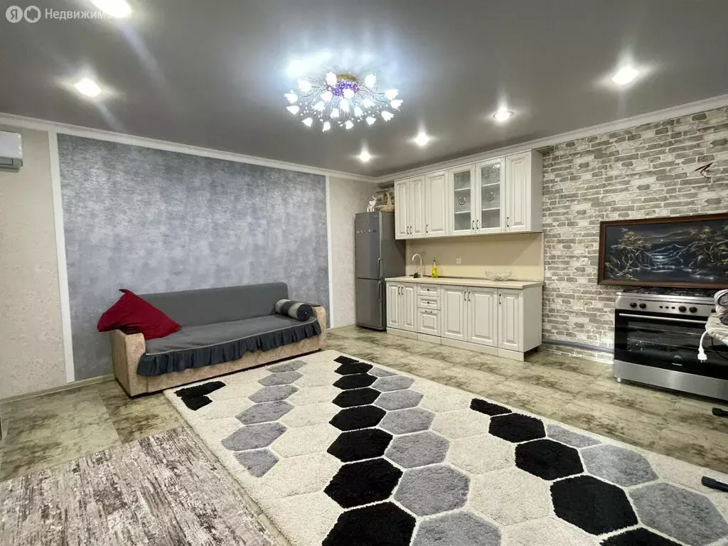 Дом в Владикавказ, улица Бзарова, 27/1 (135 м) - Фото 1